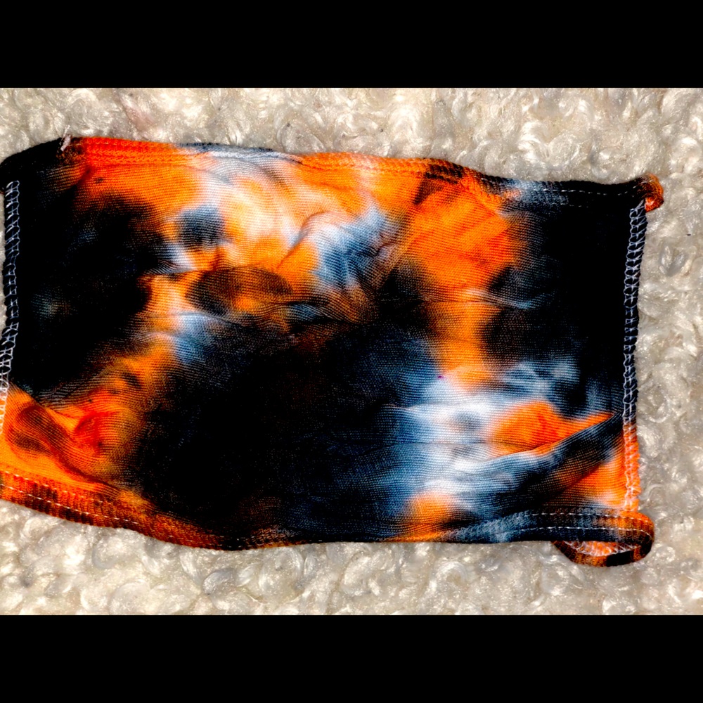 The Dye Face Mask